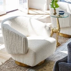 Giraffe Side Table -Furniture Store ComeNextMondaySwivelChair.05 c034ae37 1fb5 4831 9cec a9b543aabbd4