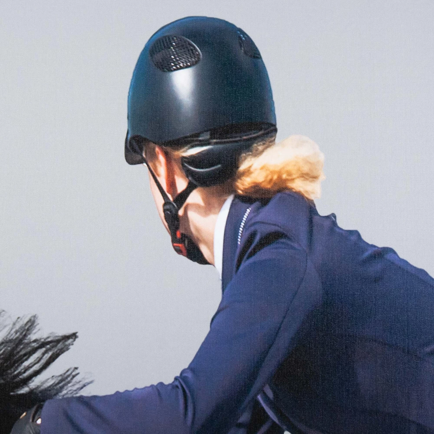 Framed Leaping Equestrian Artwork On Silk Cloth Left - Grey 7 Framed Leaping Equestrian Artwork On Silk Cloth Left - Grey - Image 5