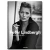 Peter Lindbergh, On Fashion Photography 1 Peter Lindbergh, On Fashion Photography -Furniture Store Peter 20Lindbergh 20On 20Fashion 20Photography.01 a2a8bdb9 e203 4956 9a4f 7d41fb8d2633