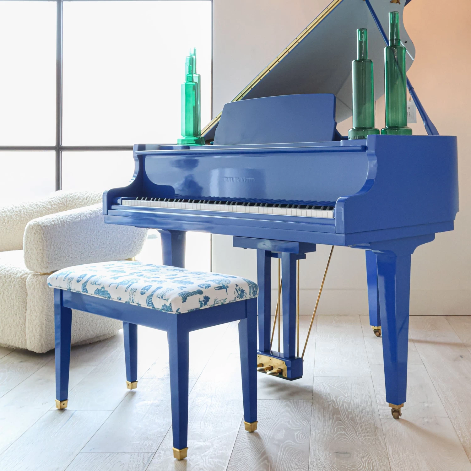 Skyscraper Green Candle Holder - Set Of 2 4 Skyscraper Green Candle Holder - Set Of 2 - Image 2